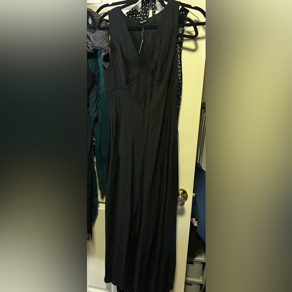 Madewell Black V-Neck Slip Midi Dress for Cocktail - Picture 3 of 5